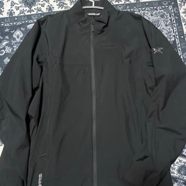 아크테릭스 솔라노 자켓 L