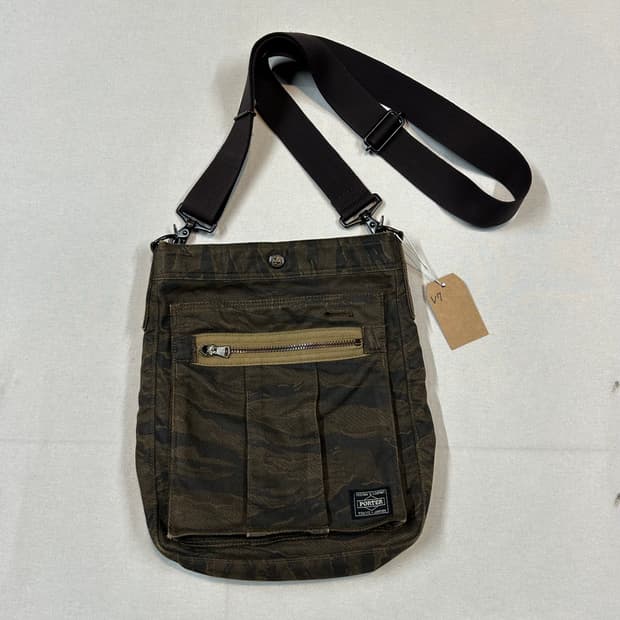 요시다 포터 타이거 카모 숄더백 크로스백 70주년 한정판 V7