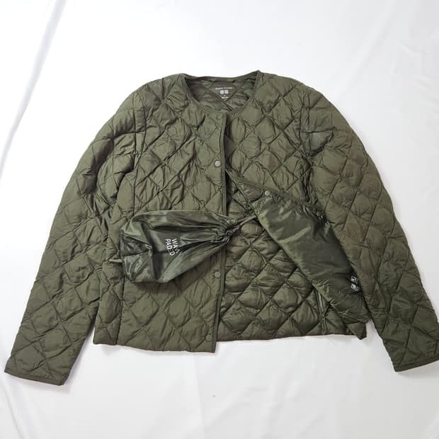 유니클로 웜패디드 경량 깔깔이 누빔자켓 울트라라이트다운 M