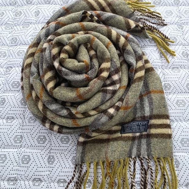 버버리 램스울 체크 머플러