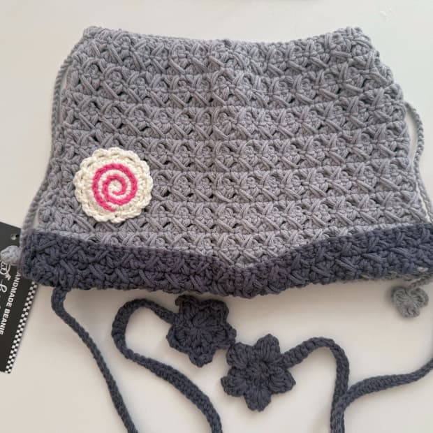 리틀릴리 캣비니 수제뜨개비니