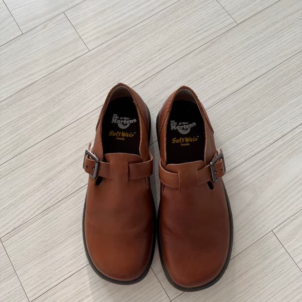 닥터마틴 페트리샤 230-240