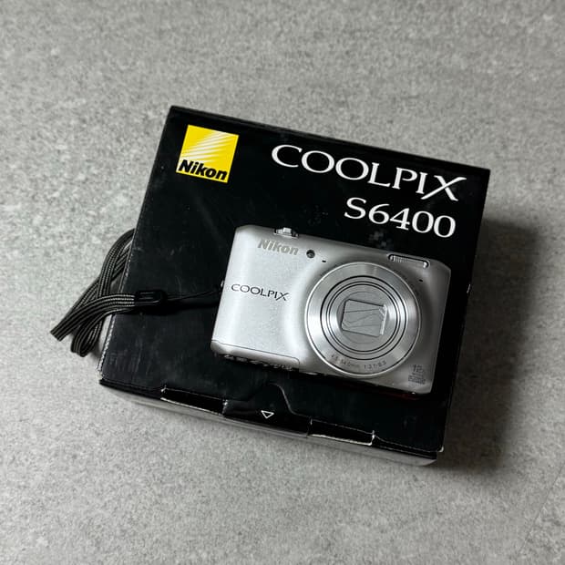 니콘 쿨픽스 S6400 빈티지 카메라