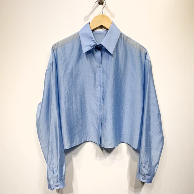 THE ILMA 더일마 씨스루 크롭 셔츠