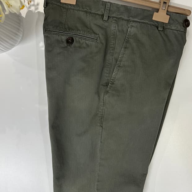 브루넬로 쿠치넬리 그린 카키 치노 팬츠