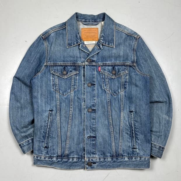⭐️리바이스 청 데님 자켓⭐️