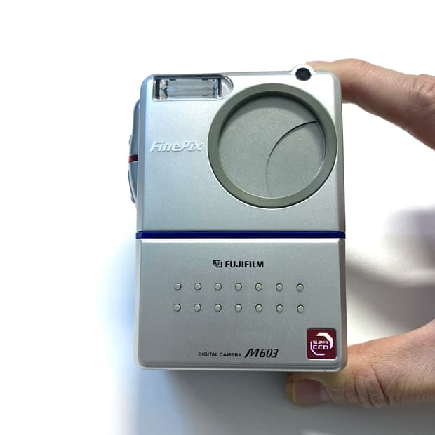 후지 파인픽스 M603 디지털 카메라