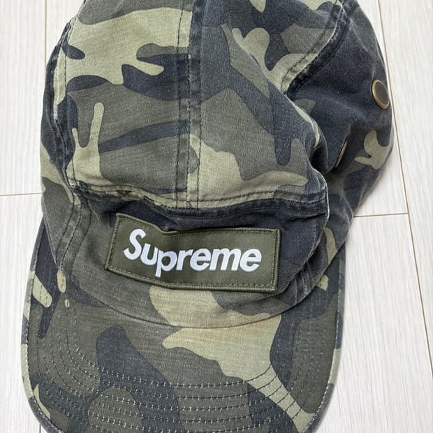 슈프림 밀리터리 23ss 캠프캡 팝니다