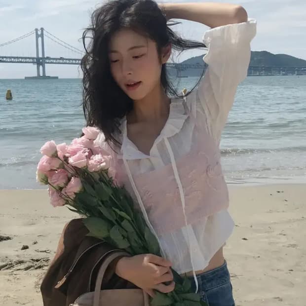 레터프롬문 블라우스 셔츠 클레어 리본 러플 벌룬 블라우스 ( 화이트 )