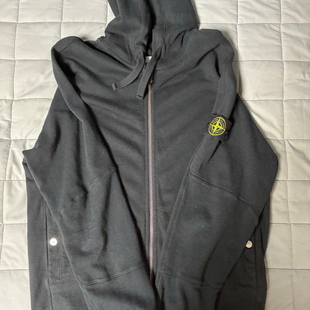 스톤아일랜드 후드집업