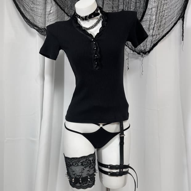 black pk t-shirt