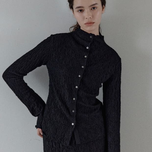 Elloge 엘로주 Carrie Mock Neck Cardigan