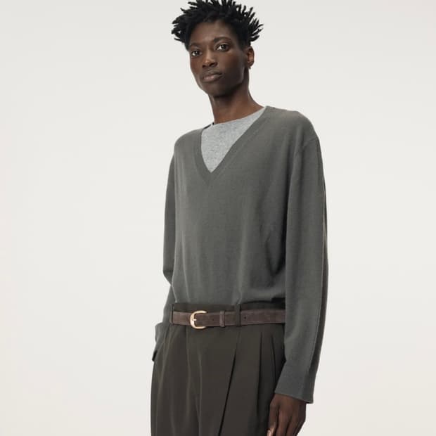 [M]렉토 25FW 레이어드 브이넥 니트