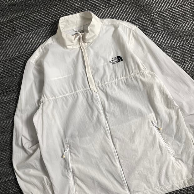 노스페이스 라이트 나일론 러닝 바람막이 y 2971