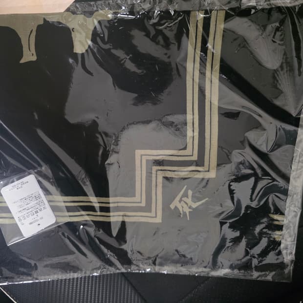 캐피탈 레이온 와비사비 스카프