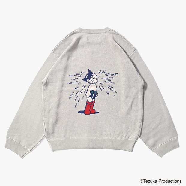 아톰 한정판 우는 모습 자수 니트 스웨터