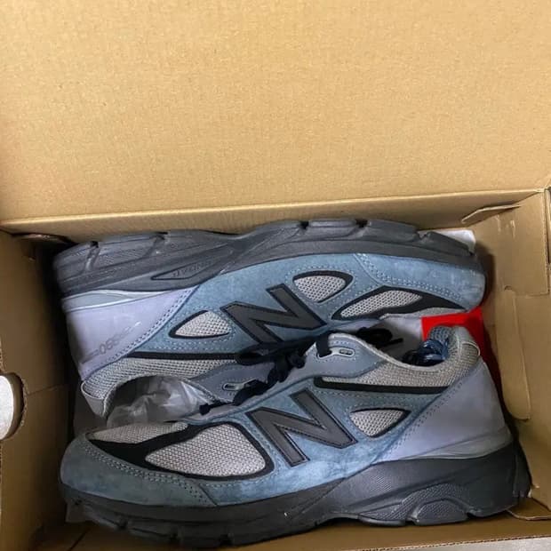 285-뉴발란스 990v4 아크틱