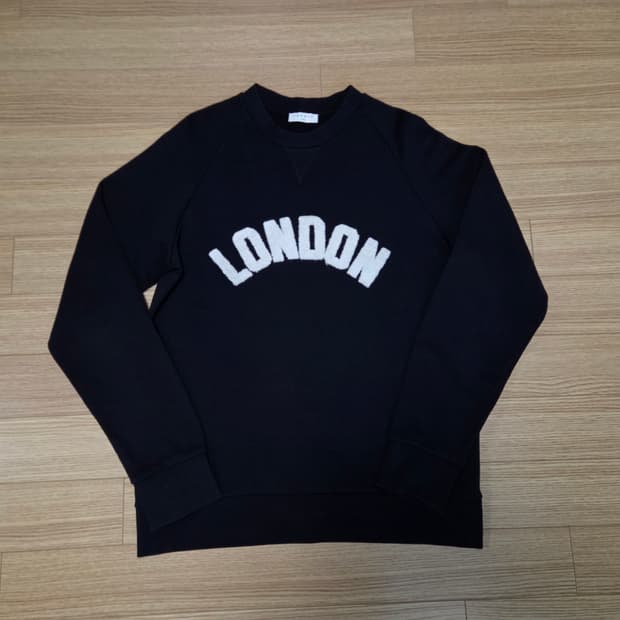 산드로 옴므 LONDON  맨투맨