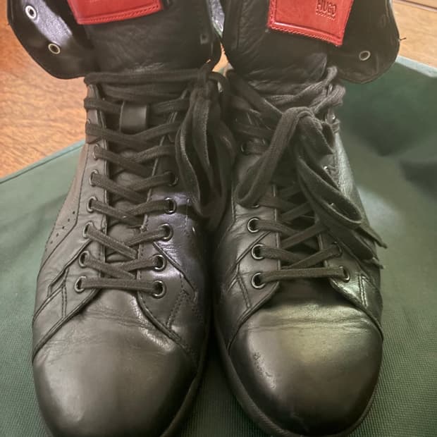 휴고보스 하이탑