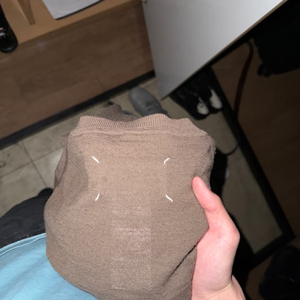 메종 마르지엘라 16fw 브라운 니트 