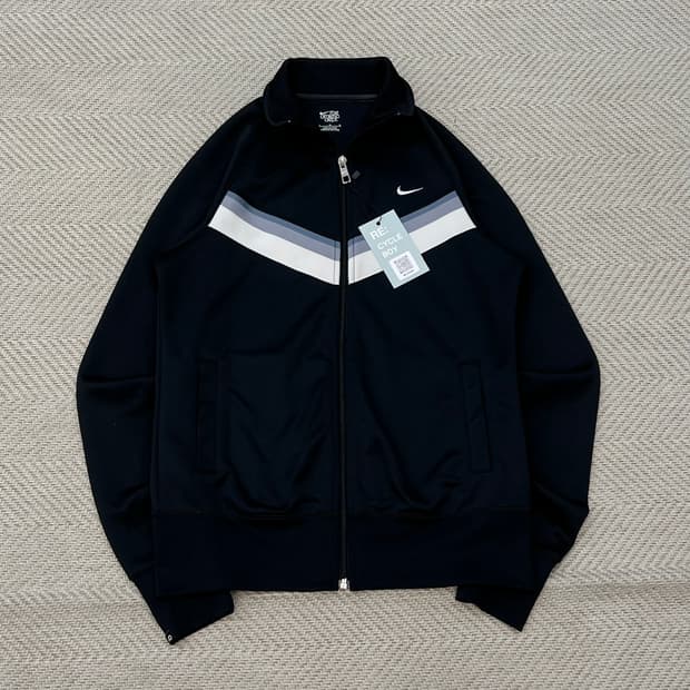 나이키 배색 트랙탑 r3299