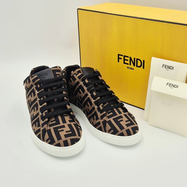 펜디 Maglia FF + Vitello 스니커즈