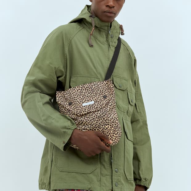 엔지니어드 가먼츠 숄더백