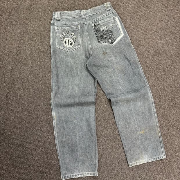 OS)Japanese vintage 포켓 자수 여성 흑청데님