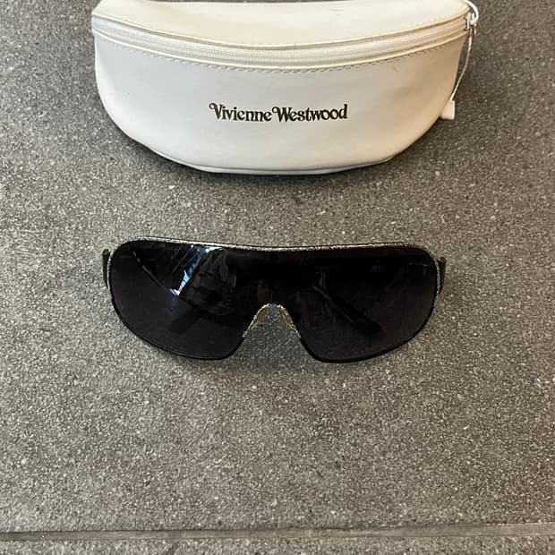 비비안 웨스트우드 보잉 선글라스