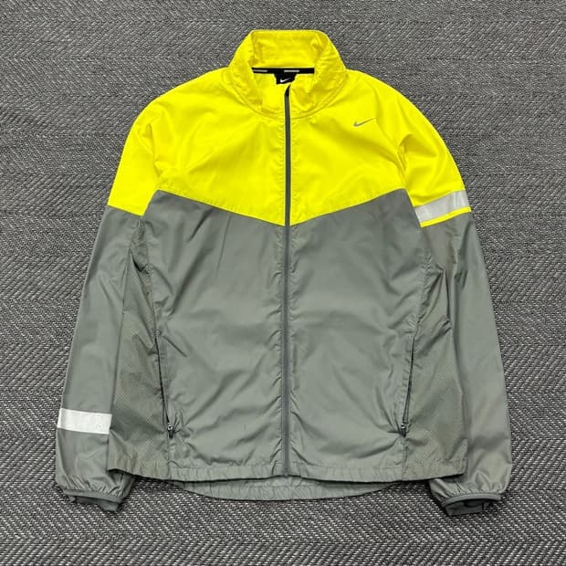 나이키 배색 바람막이v0421