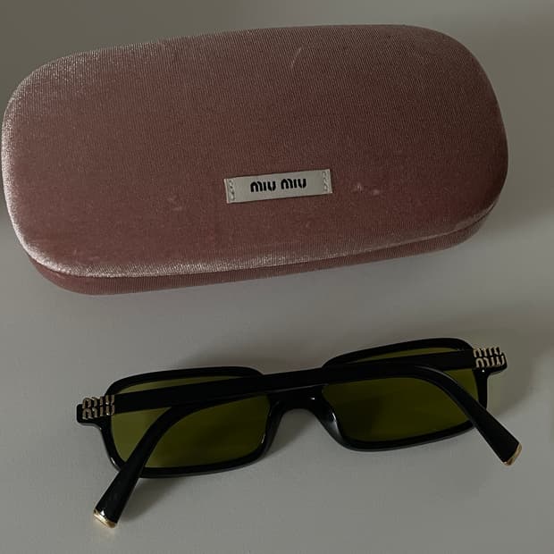 미우미우 리가드 선글라스 그린