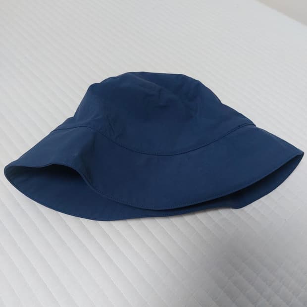 코스 버킷햇 블루