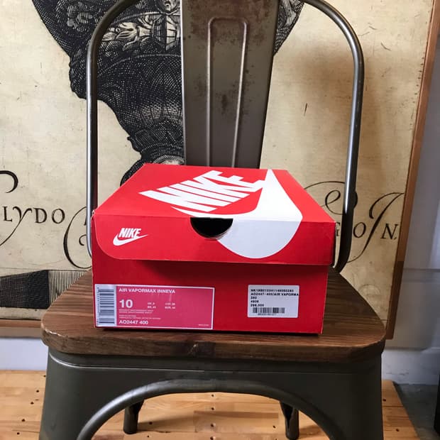 나이키 에어 베이퍼맥스 이네바