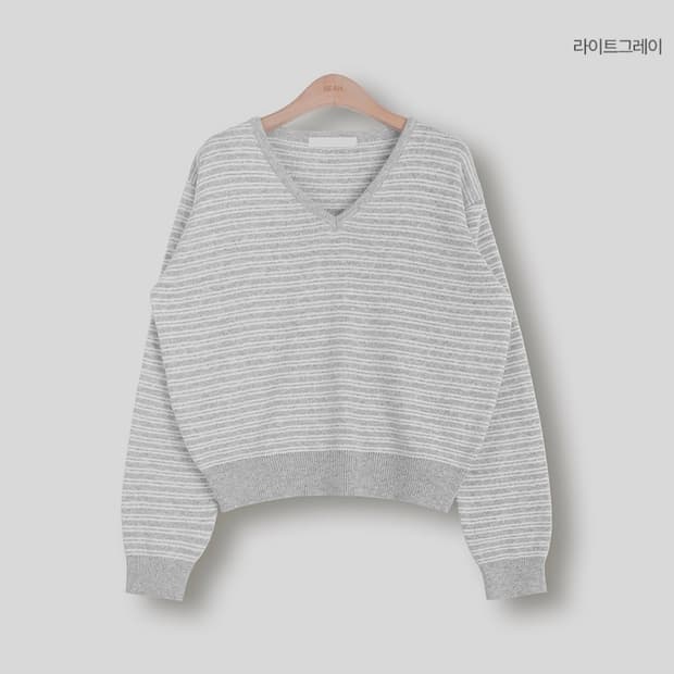 [새상품] 98도씨 오브 단가라 브이넥 니트