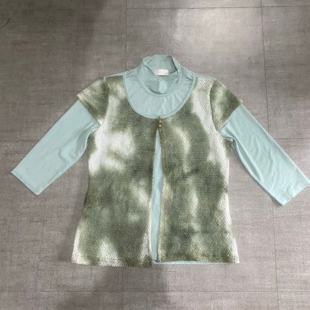 일본빈티지 하구미모리걸 달천깔페어리 백예린깔 레이어드티셔츠