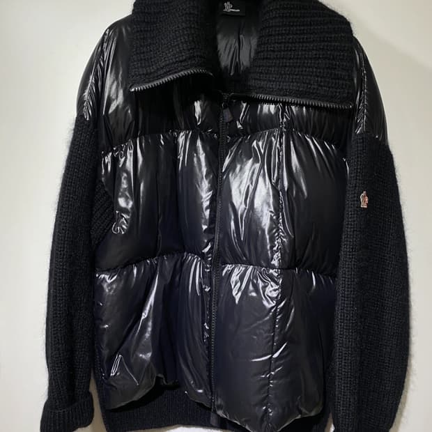 몽클레어 다운 집업가디건