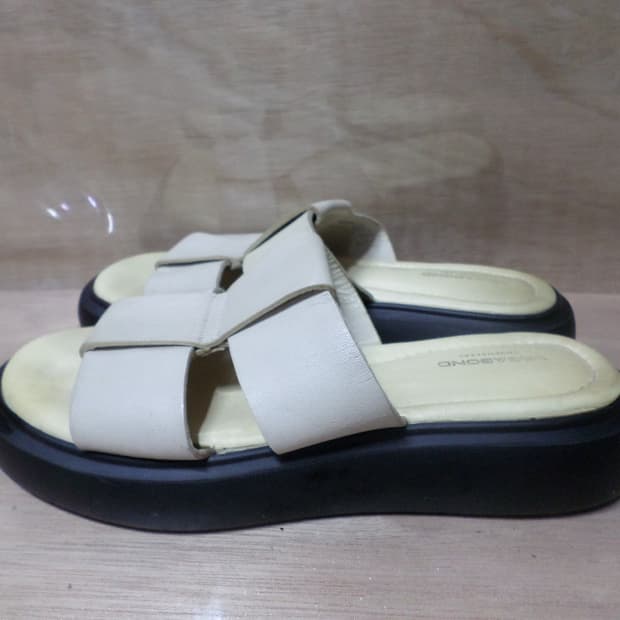 후루룩구제 235 VAGABOND 소가죽 슬리퍼 신발