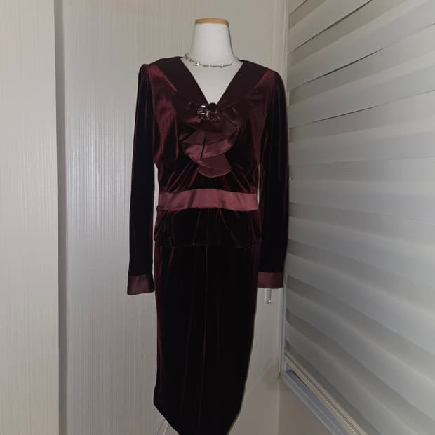 adoniser 빈티지 레드벨벳 드레스