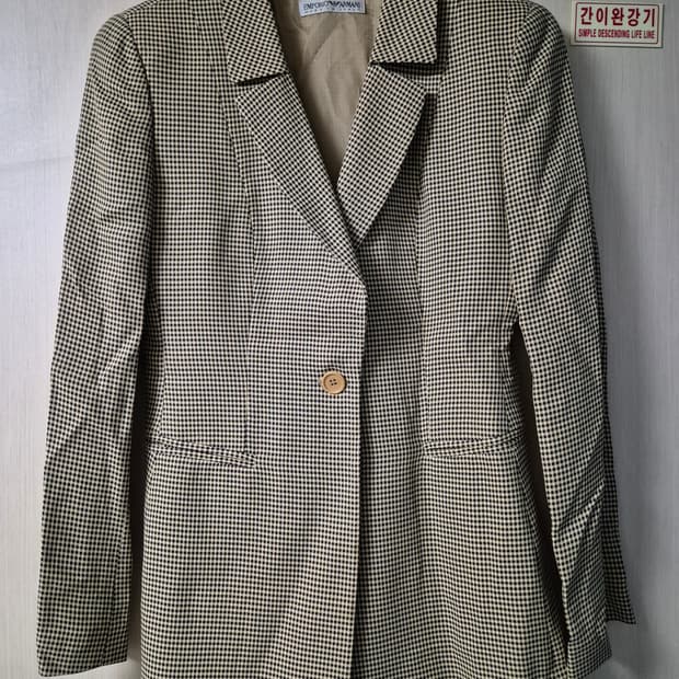 빈티지 엠포리오 아르마니 체크 블레이저 42

