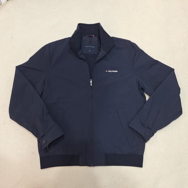 타미힐피거  바람막이M