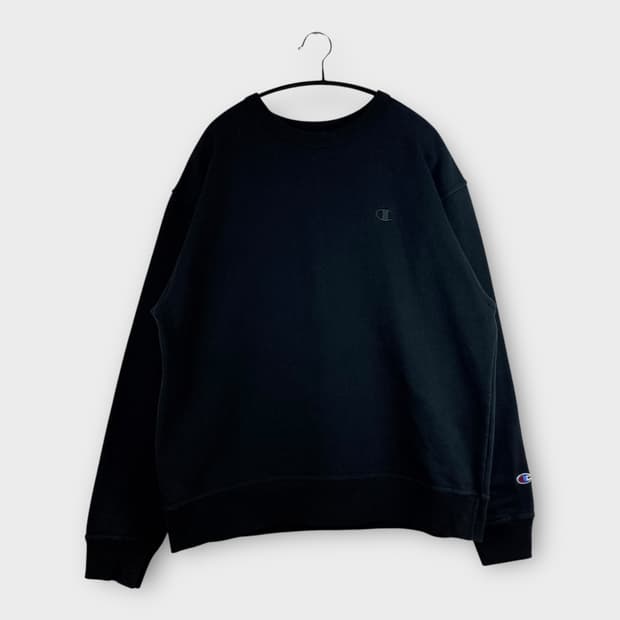 (L) 챔피온 스몰패치 로고 맨투맨 블랙