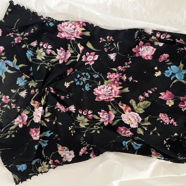 빈티지 플라워 탑