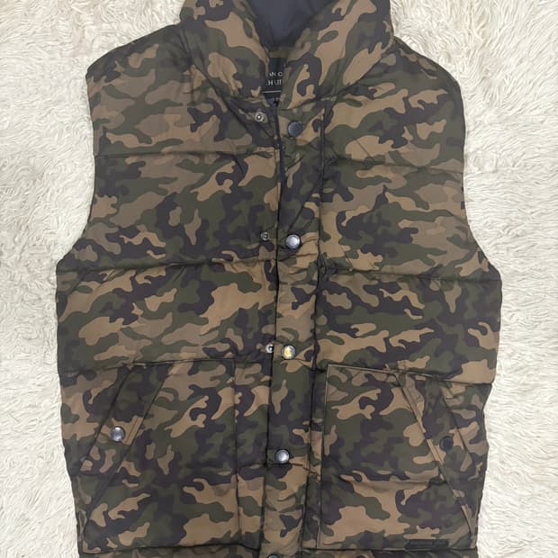 [M] 어반크루 카모 패딩조끼