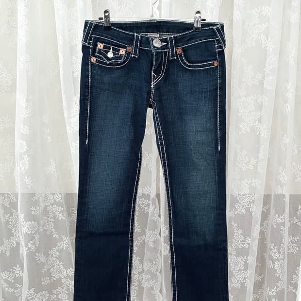 28) 트루릴리전 로우라이즈 스트레이트 데님 진청