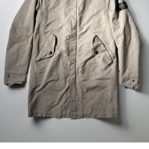 스톤아일랜드 코트