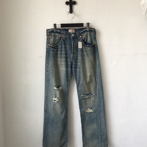 Levis 501 denim pants