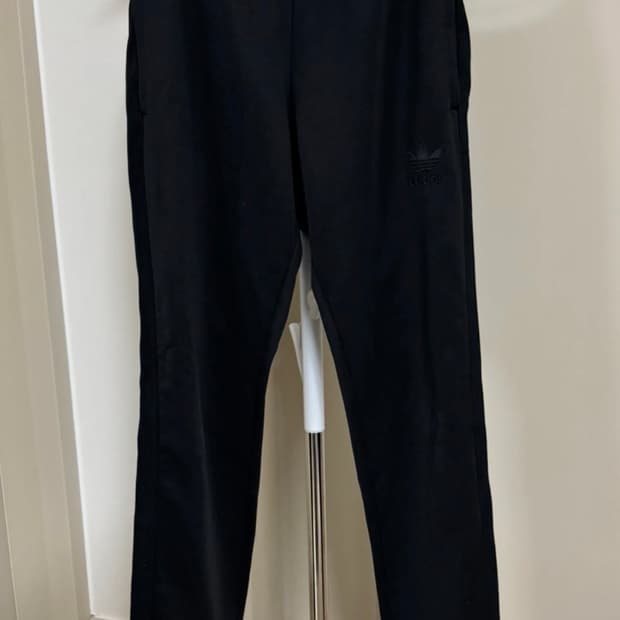 아디다스 트레포일 올블랙 조거 팬츠 M
