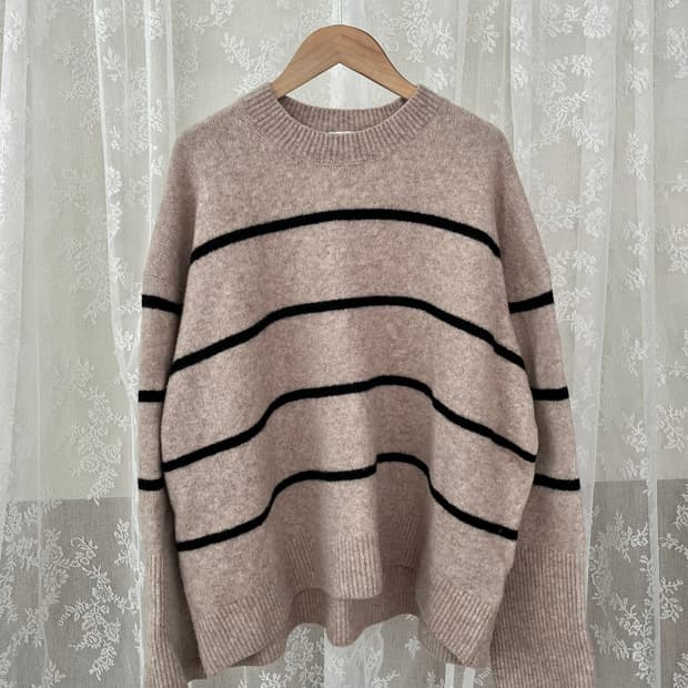 S) 앤아더스토리즈 단가라 오버핏 니트 베이지