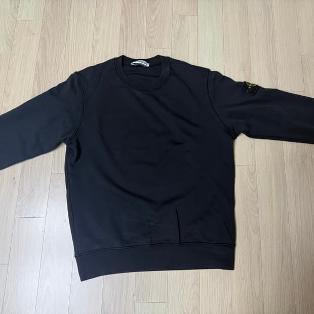 스톤아일랜드 맨투맨m