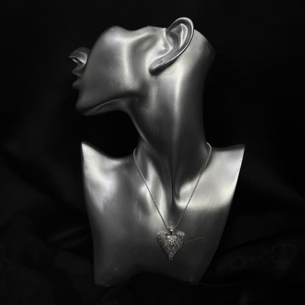 heart necklace